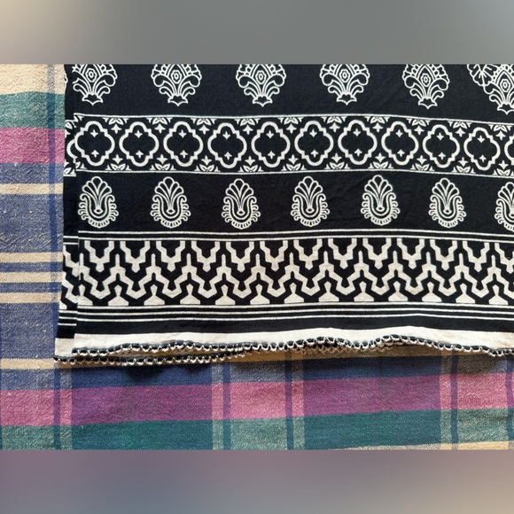 Firdous Printed Multi Use Accessory Scarf Runner Hijab Sarong Wrap Paisley like - Picture 9 of 10